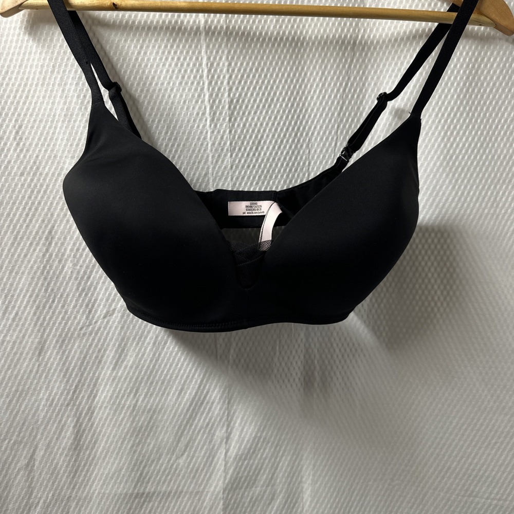 Victoria's Secret‎ Wireless Bra Womens 32DD Black Excellent Plunge Mesh 11181661